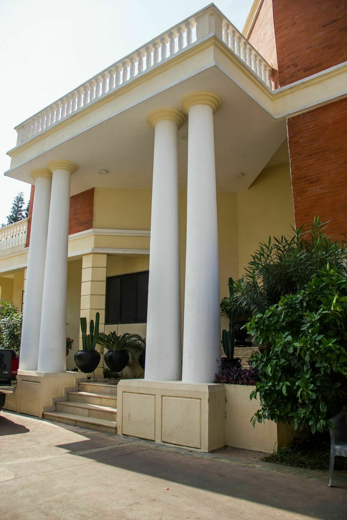 La Patriache Lodge Aliayabiagba Exterior photo